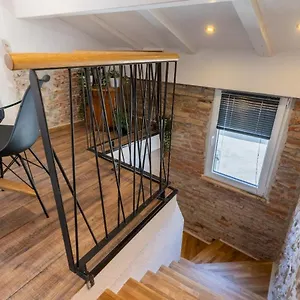 https://apartments-rose-cres.primorje-gorskikotar.com
