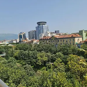 https://penthahouse-shallvare.hotels-in-tirana.com