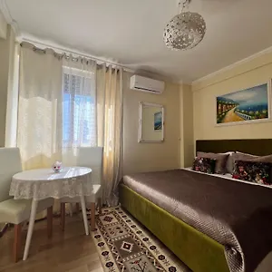 https://evis-guest-house.hotels-in-tirana.com